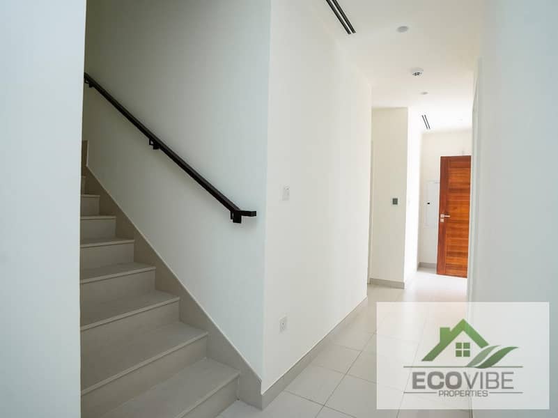 Spacious 3 Bedroom | Single Row | Near Pool | Parkside | 1,399 sq ft - Image 9