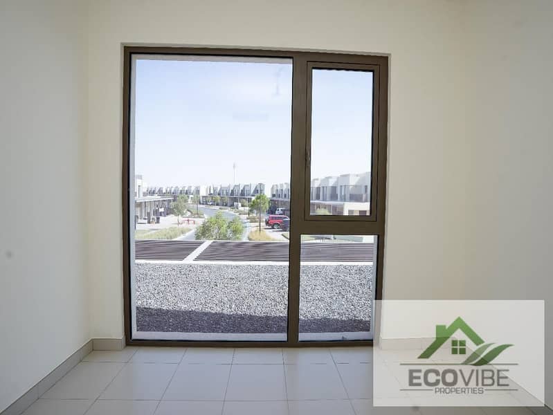 Spacious 3 Bedroom | Single Row | Near Pool | Parkside | 1,399 sq ft - Image 19