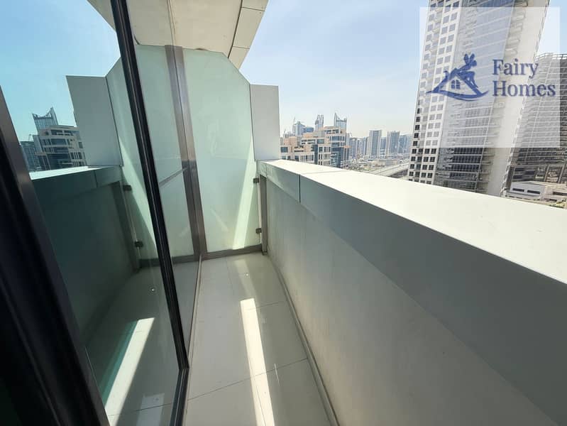 Furnished Studio| Burj View | Vacant | Spacious - Image 10