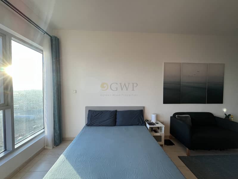 From Jan 1 | Fully Furnished | Lower Floor - Image 9