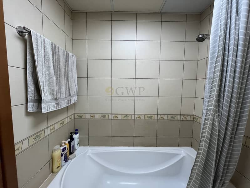 From Jan 1 | Fully Furnished | Lower Floor - Image 17