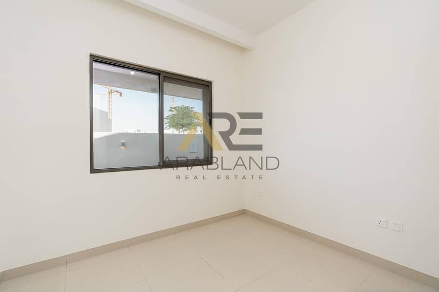 Huge Corner Plot | Modern Villa | Beach Access - Image 8
