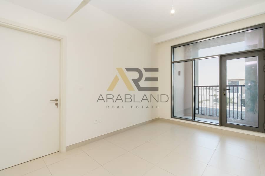 Huge Corner Plot | Modern Villa | Beach Access - Image 11