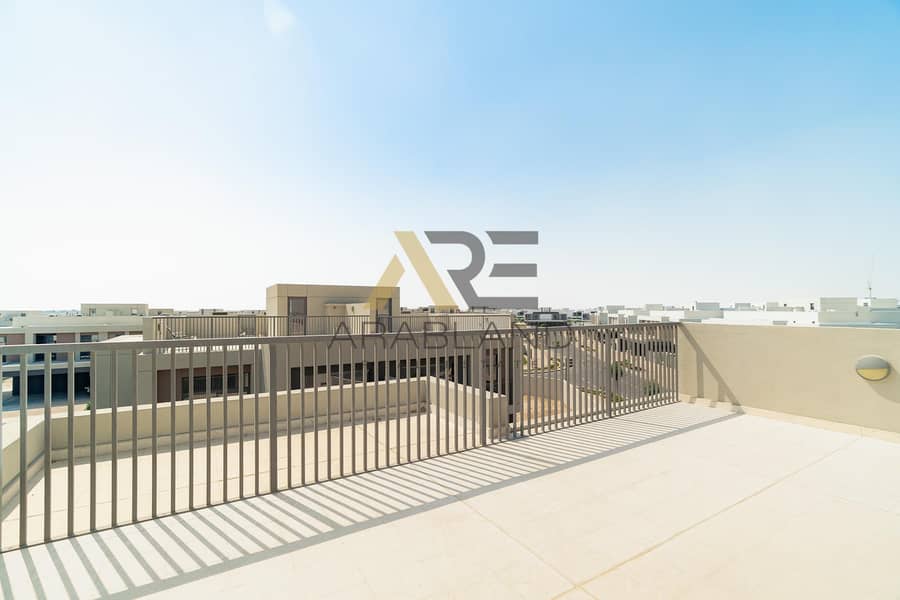 Huge Corner Plot | Modern Villa | Beach Access - Image 19