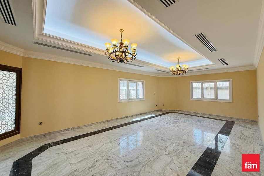 Exclusive | Peaceful Environment | Spacious