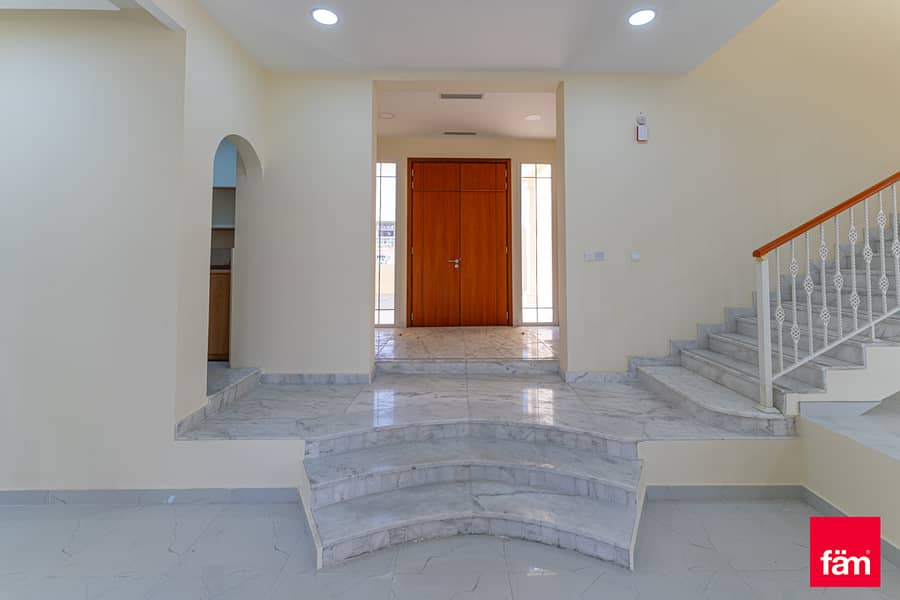 Brand New I Custom Built I Private Pool