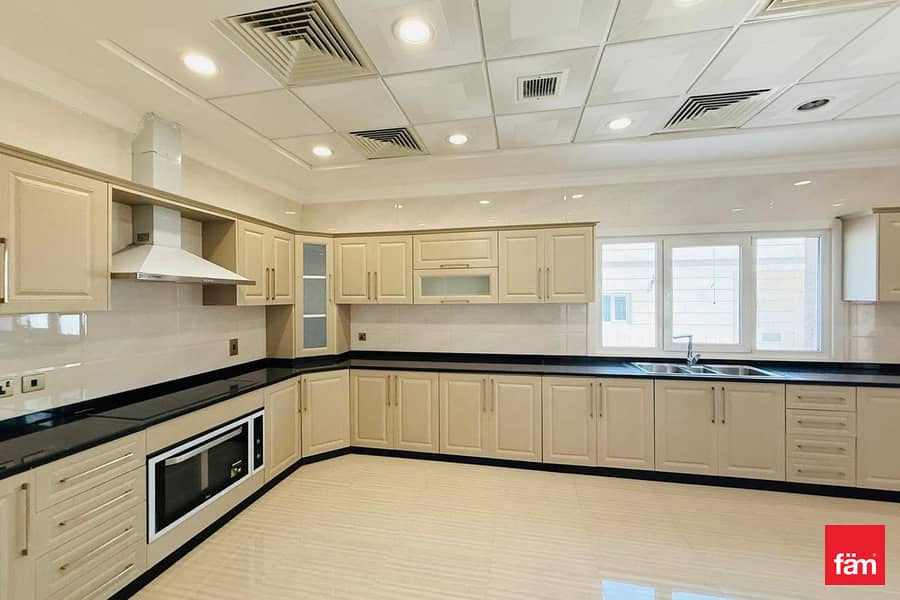 Exclusive | Peaceful Environment | Spacious