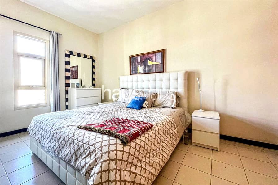 Tenanted | High floor | Internal Street View - Image 9