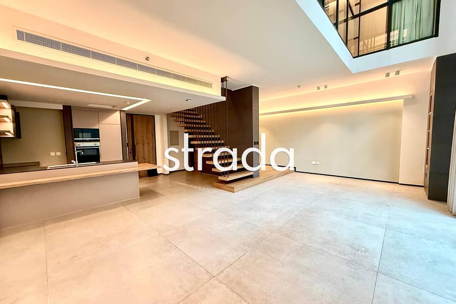 Vacant Jan | Duplex | Pool Facing