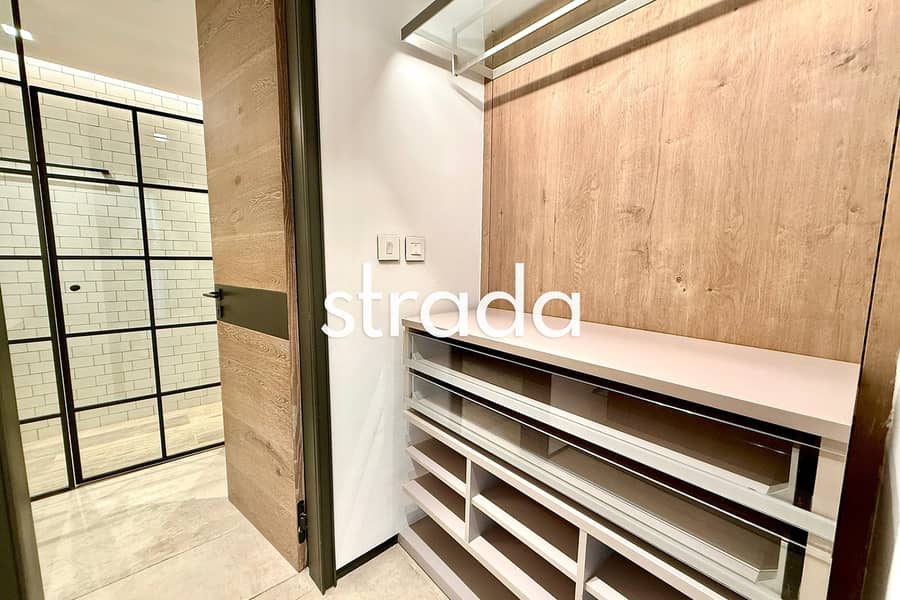 Vacant Jan | Duplex | Pool Facing - Image 11