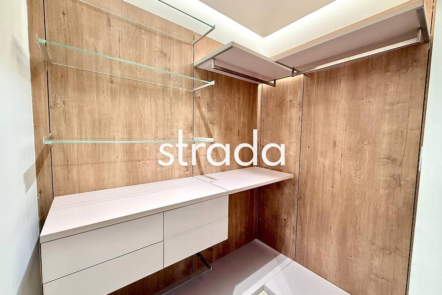 Vacant Jan | Duplex | Pool Facing - Image 12