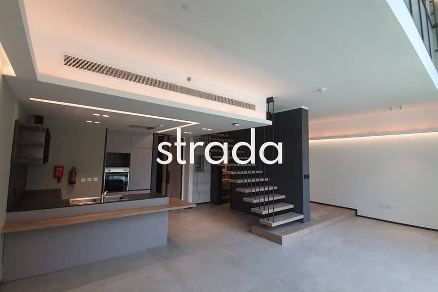 Vacant Jan | Duplex | Pool Facing - Image 17