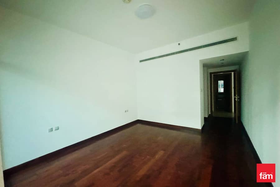 Building 3| 1 BR | Spacious Unit | Top Location