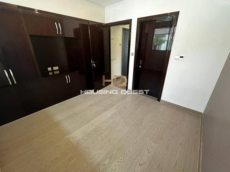 Single Row | 4 Bed Villa | Ready to move in - Image 8