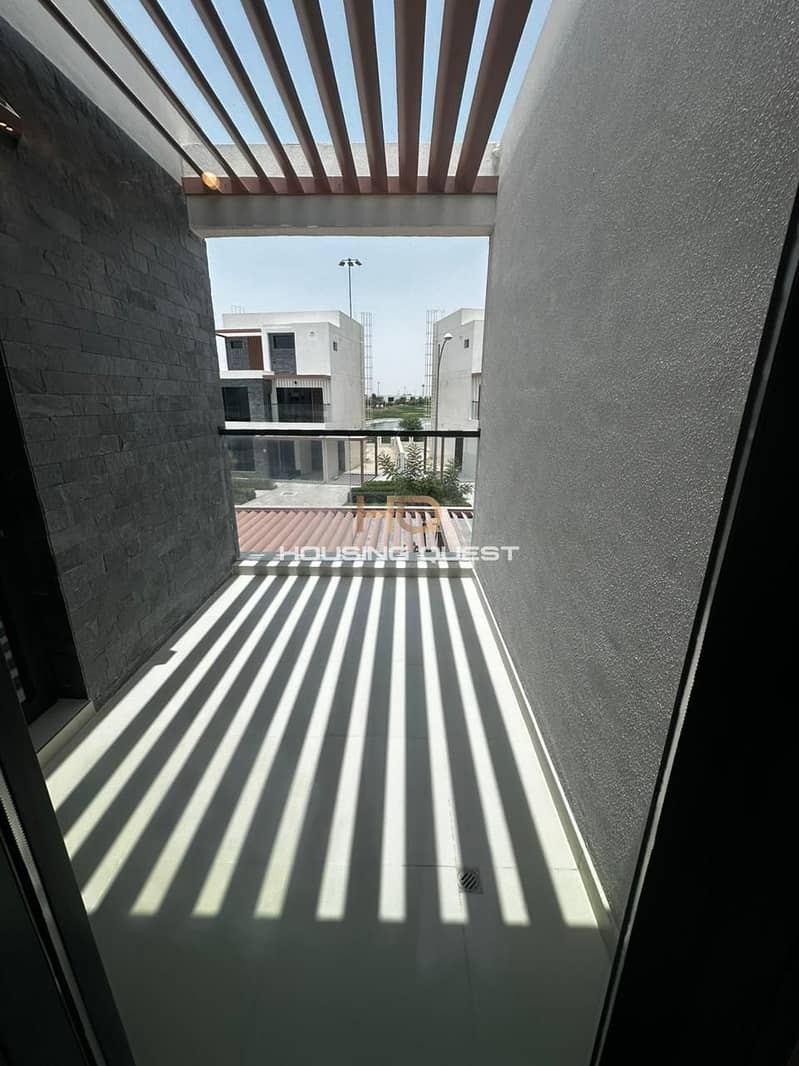 Single Row | 4 Bed Villa | Ready to move in - Image 9