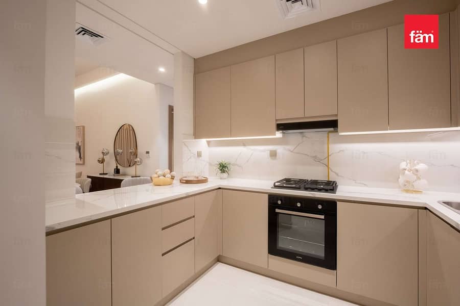 Great ROI Cozy Unit Sleek and Luxurious Design - Image 3