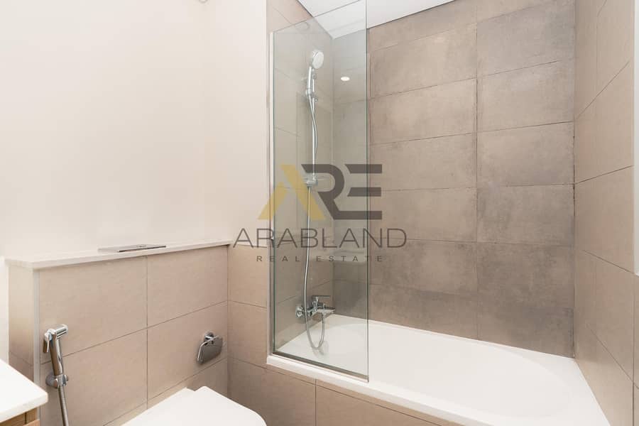 Spacious | Vacant | Ready to Move - Image 13