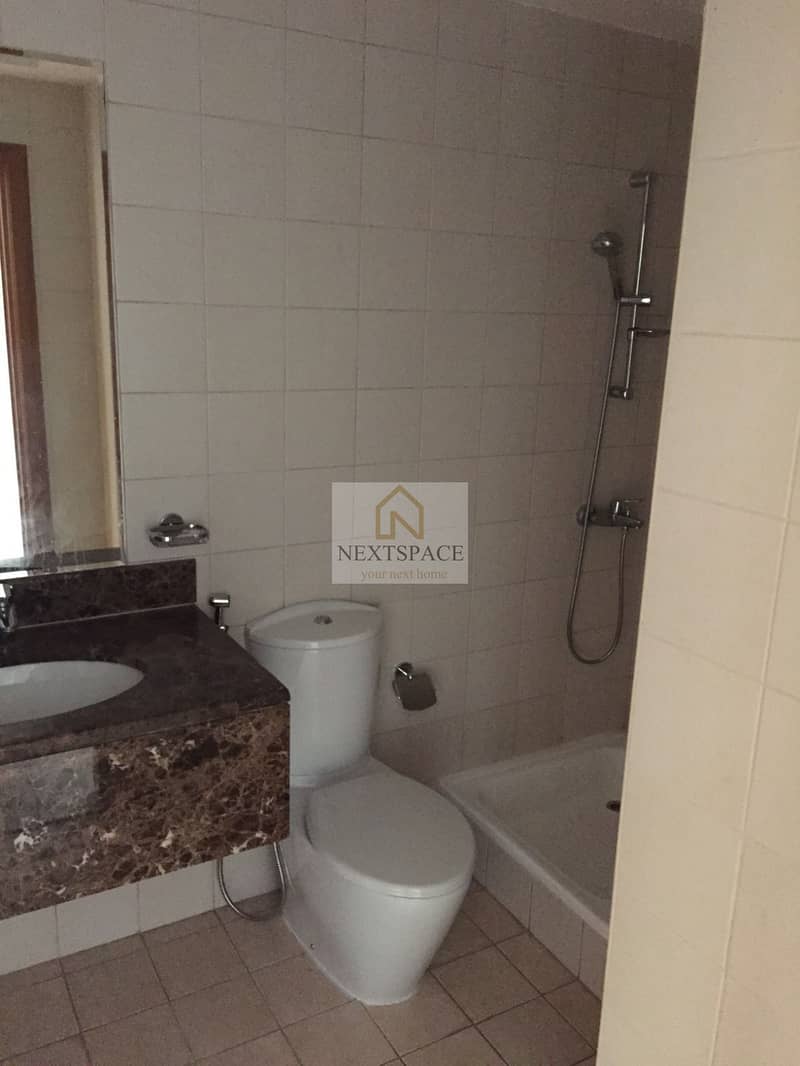 2 bedroom | lake View | Business Bay - Image 24