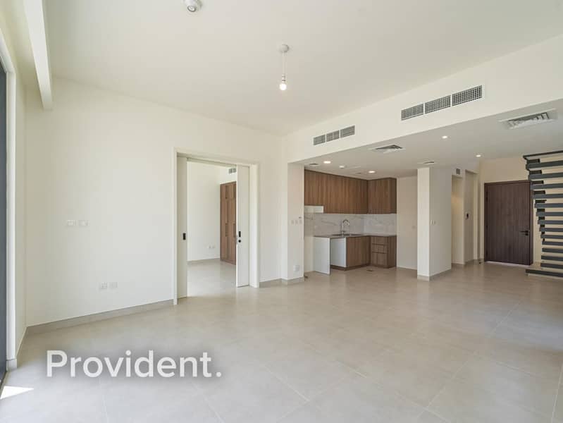 Corner | Vastu | Spacious | Near Amenities