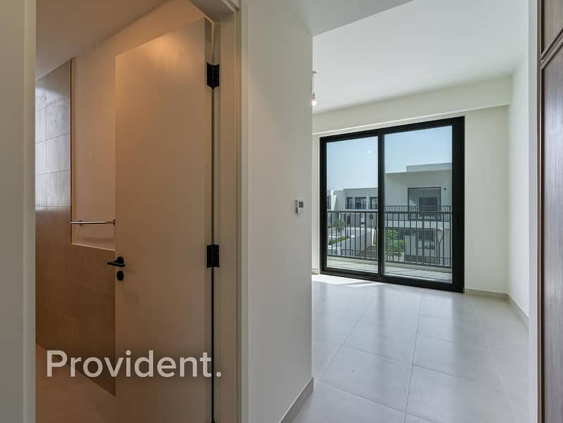 Corner | Vastu | Spacious | Near Amenities - Image 14