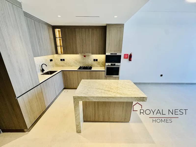 Fitted Kitchen | With study | Big balcony