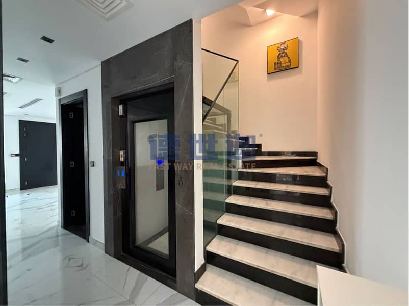 Fully Furnished 4BR | Ready to move in| Near The Park