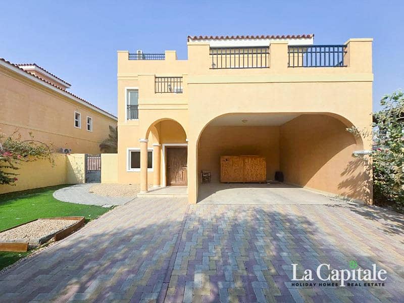 Ready to Move | Close to entrance | Private Pool