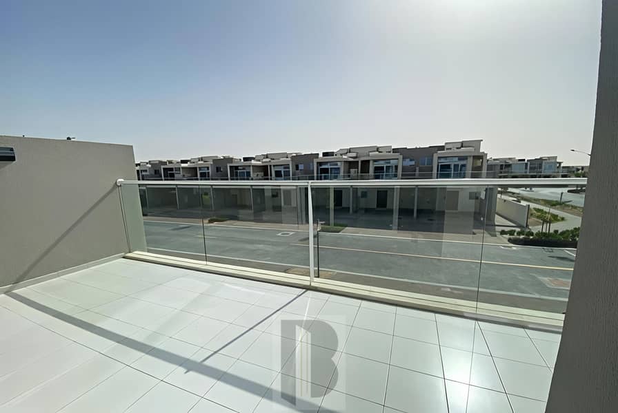 Genuine Listing | 3BR Villa for Rent | Un-Furnished | Private Garden | 2 Parking | (Akoya Oxygen) - Image 8