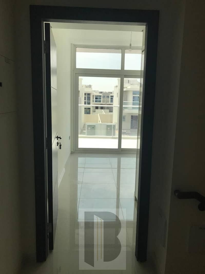 Genuine Listing | 3BR Villa for Rent | Un-Furnished | Private Garden | 2 Parking | (Akoya Oxygen) - Image 9