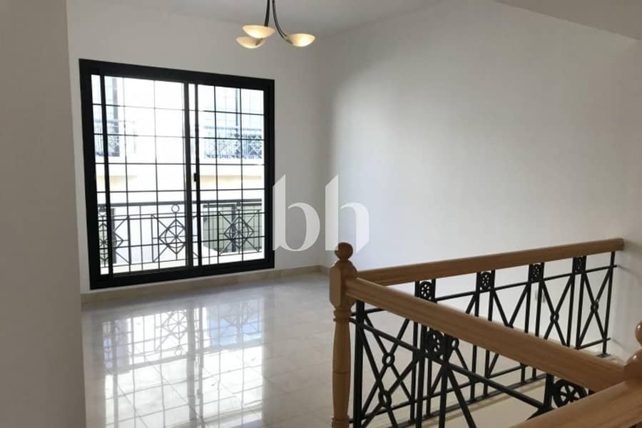 Cozy Townhouse I Private Garden | Maids Room