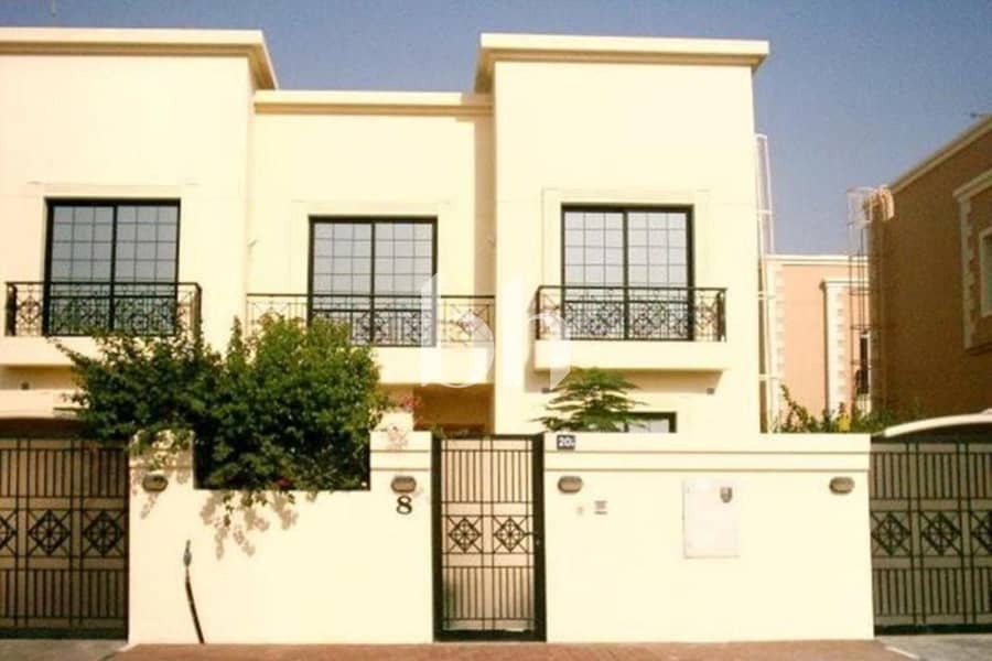 Cozy Townhouse I Private Garden | Maids Room