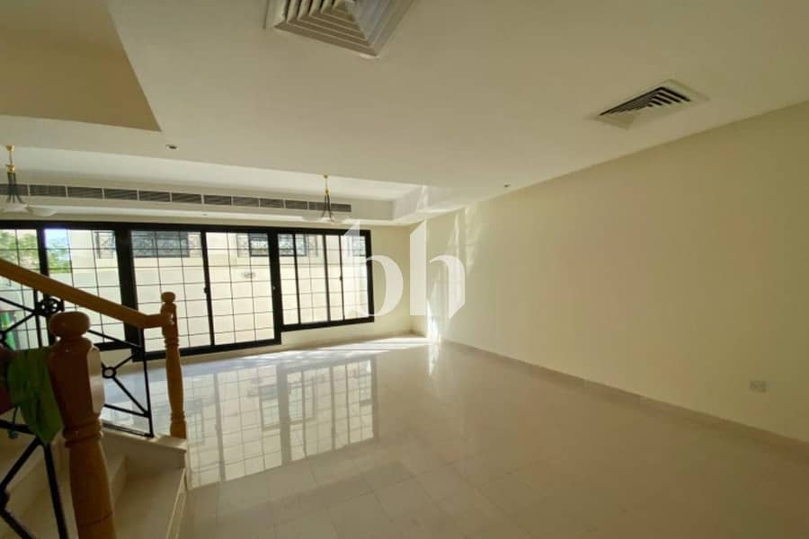 Cozy Townhouse I Private Garden | Maids Room - Image 6