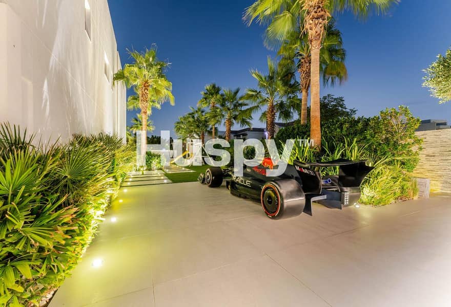 Turn Key | Unique Villa | With Basement - Image 26