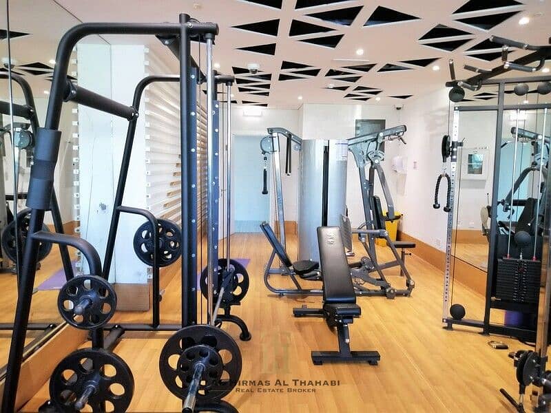 Ready To Move in / Prime Location / Modern Layout - Image 12