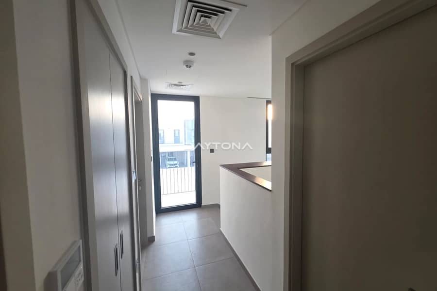 SINGLE ROW | CORNER TOWNHOUSE | HUGE BALCONY - Image 14