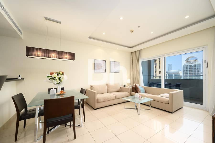 Elegant 2 BR | Bonnington Tower | Prime Location