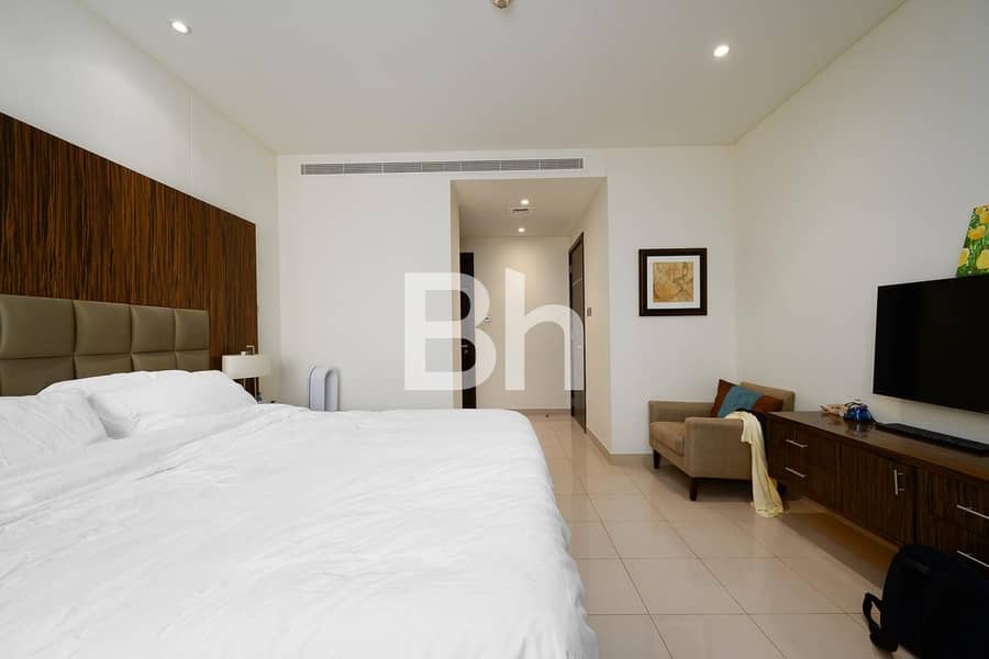 Elegant 2 BR | Bonnington Tower | Prime Location - Image 11