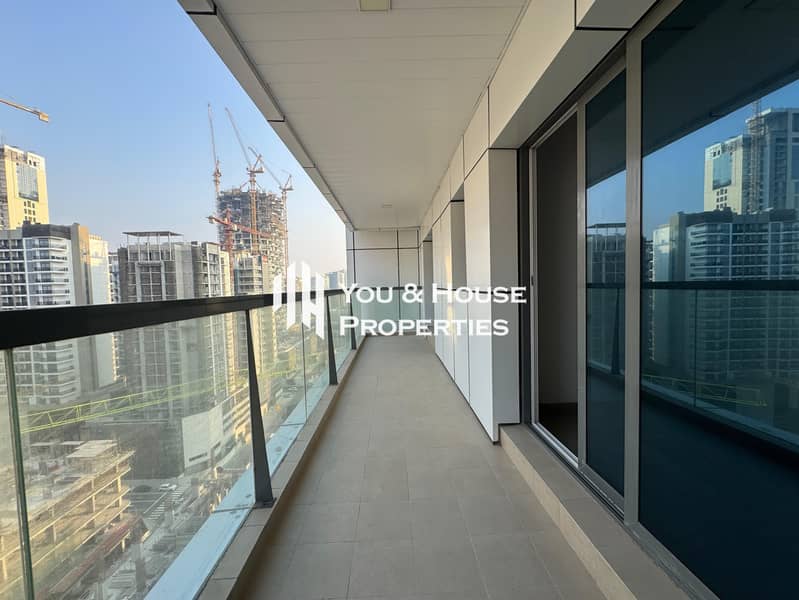 Neat & Spacious 1BR with Balcony | Closed Kitchen | Prime Location - Image 10