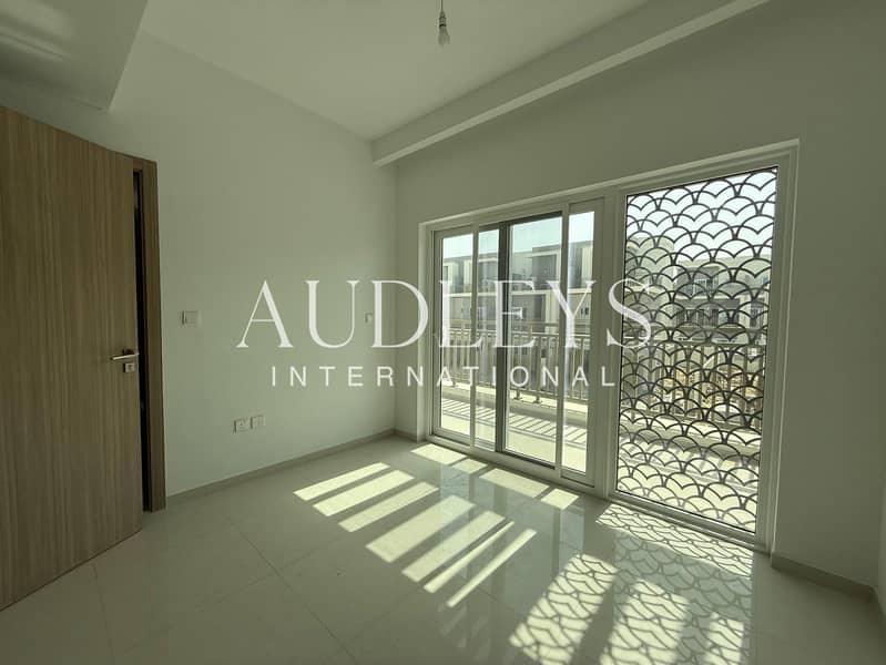 Brand New | Excellent Location | Spacious Townhouse - Image 7