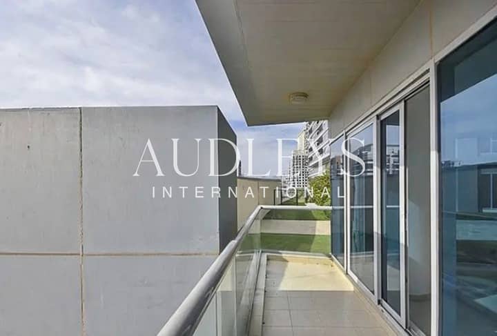 Spacious Layout | Community Views | Vacant