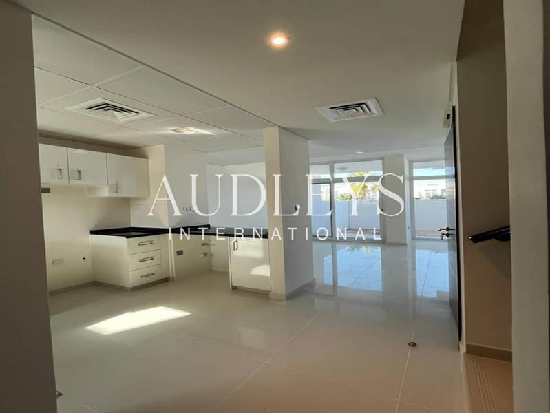 Single Row | Road View | Vacant Soon