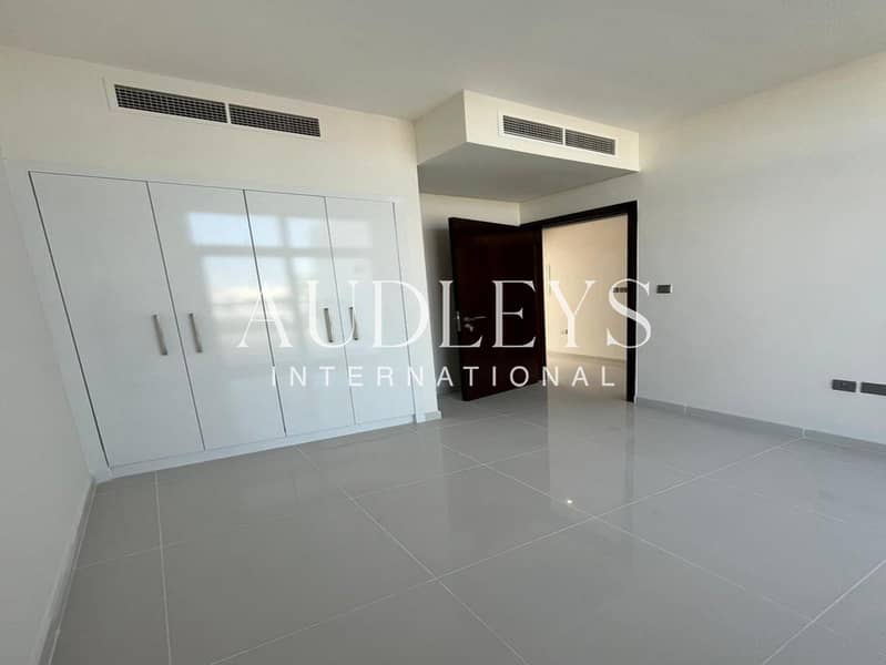 Single Row | Road View | Vacant Soon