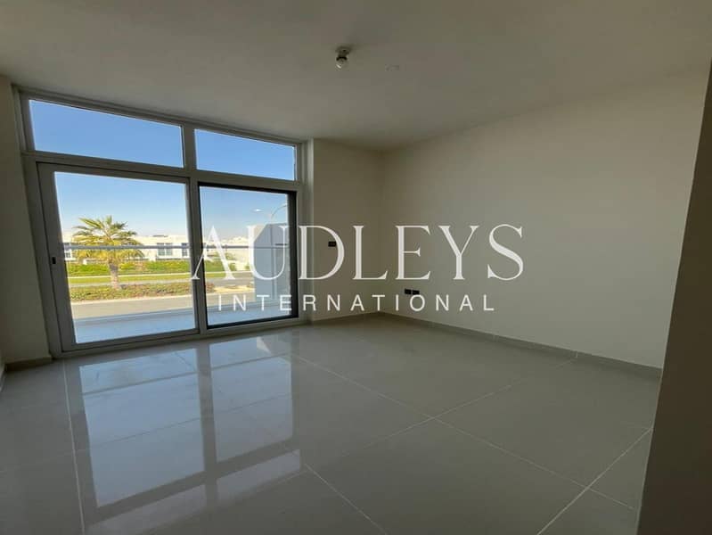 Single Row | Road View | Vacant Soon