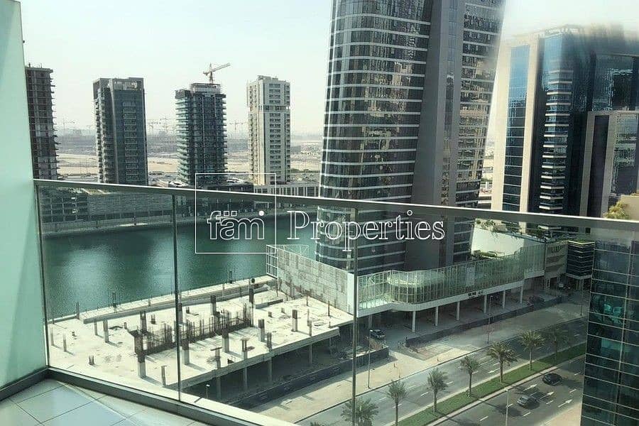 Canal view fully furnished studio in Business Bay