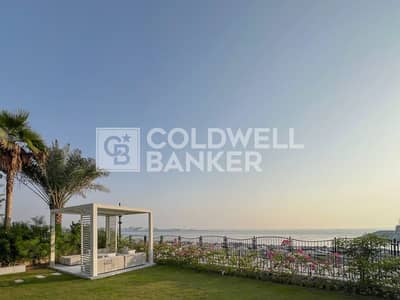 5 Bedroom Villa for Sale in Jumeirah, Dubai - Hot Deal | Full Sea View | Investor Deal