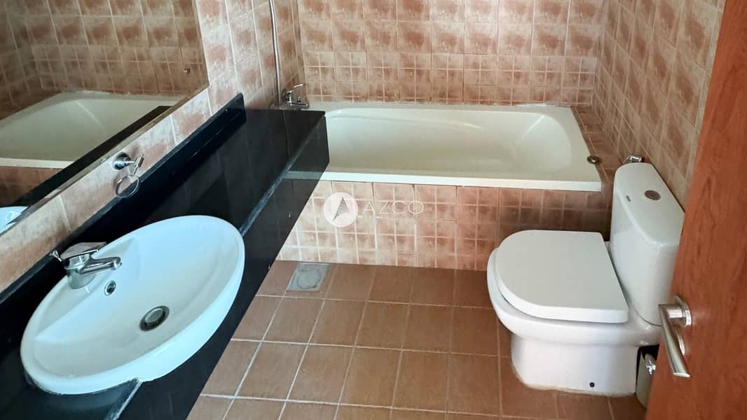 Spacious 2-Bed | Ready to Move |With Parking - Image 11