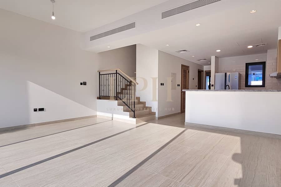 Hot Rental | Spacious Santorini 4BR | Best Deal Hot Rental | Spacious Santorini 4BR | Best Deal