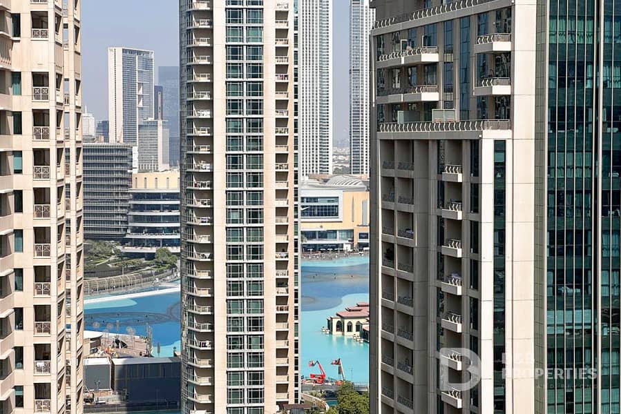 Fountain Boulevard View | Largest Layout | Bright - Image 17