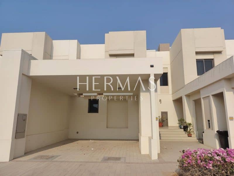 Well-Maintained | Type 1 | Back-to-Back | Prime Location