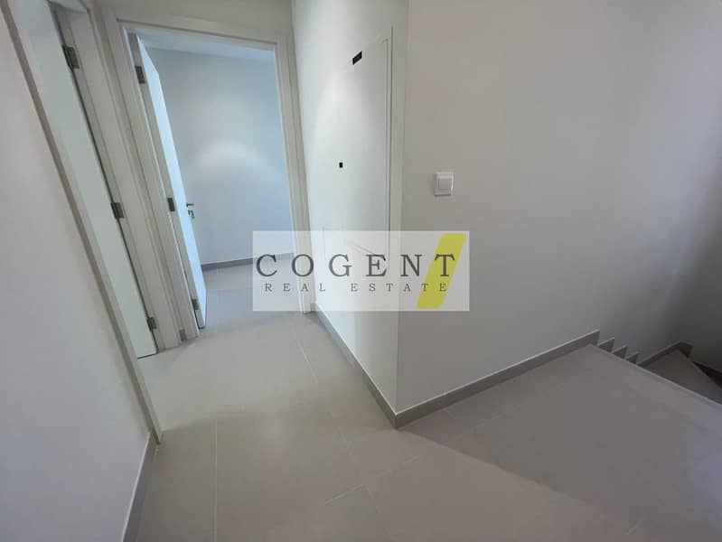 Walk From Grocery Store | Vacant End Jan | Hot Deal - Image 13